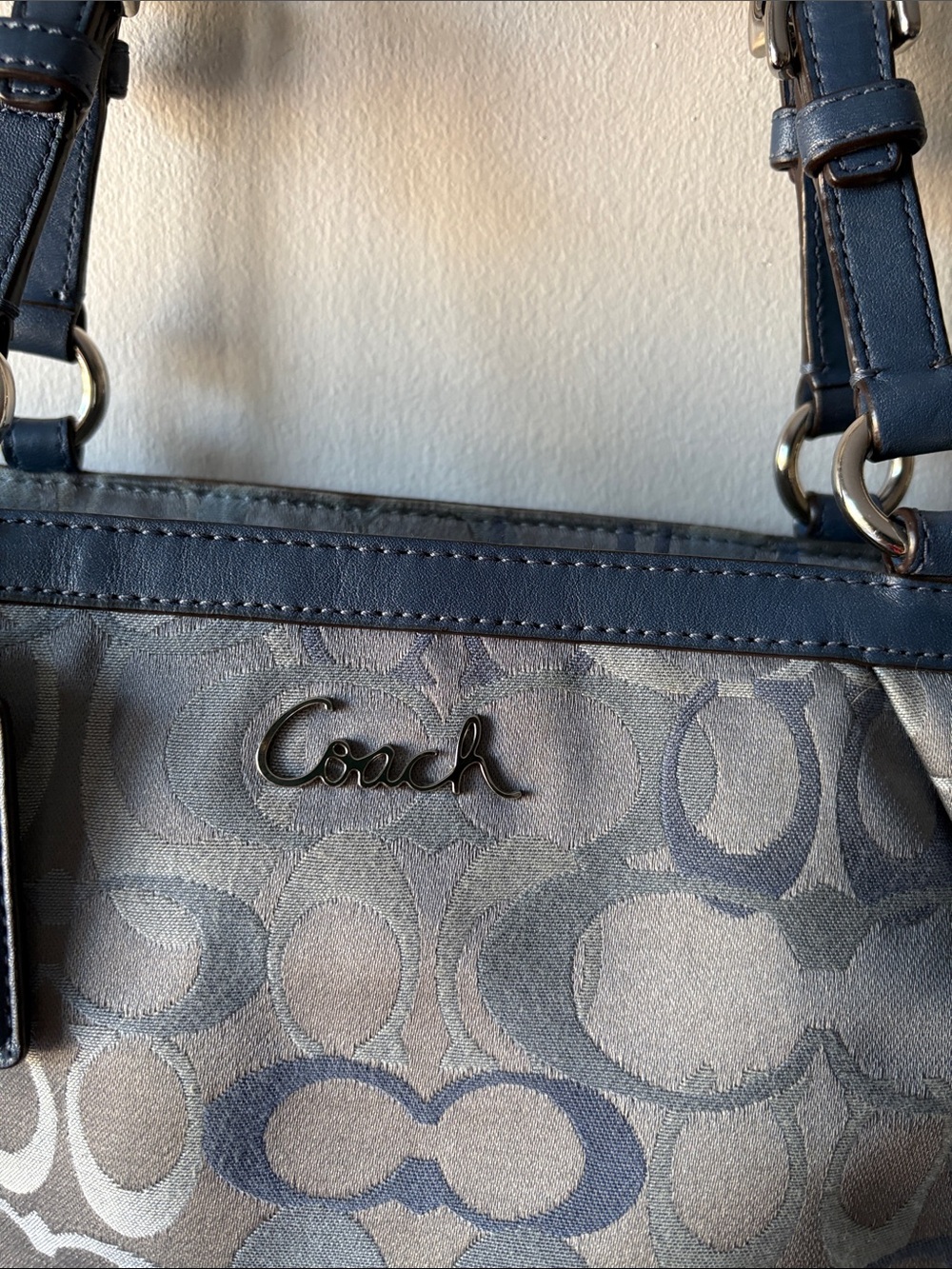 Authentic Coach Signature Canvas Tote in Navy and Gray - Picture 2 of 11